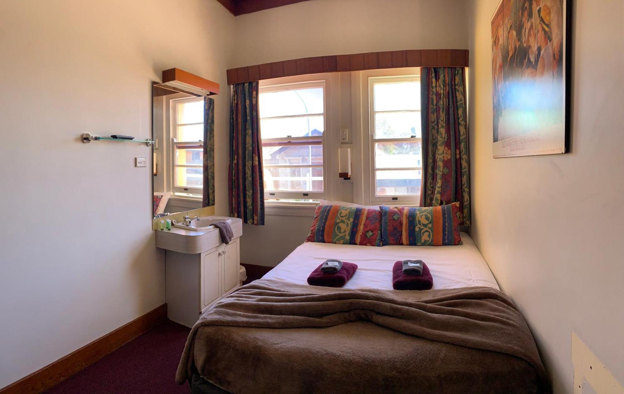 Moruya Monarch Hotel Екстер'єр фото